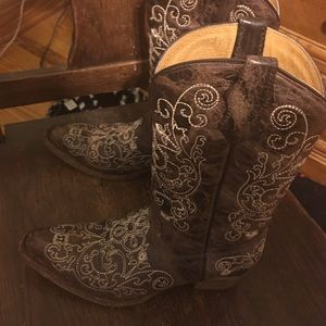 Girls Corral size 3 boots