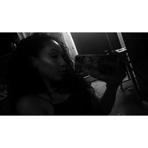 Meet your Posher, Iris