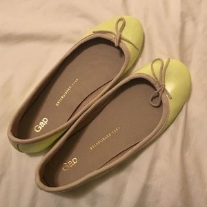NWOT 💛Gap ballet flats💛