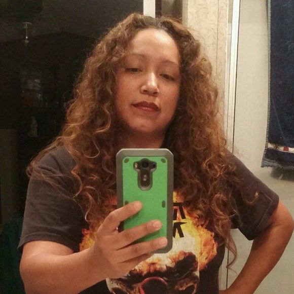 Meet your Posher, Linda