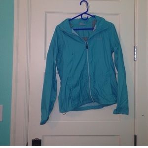 Blue Columbia wind breaker/rain coat