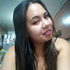 Meet your Posher, Desiree