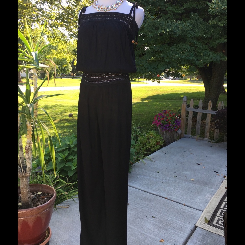 Shoulder Bow Jumpsuit - Picture 6 of 8