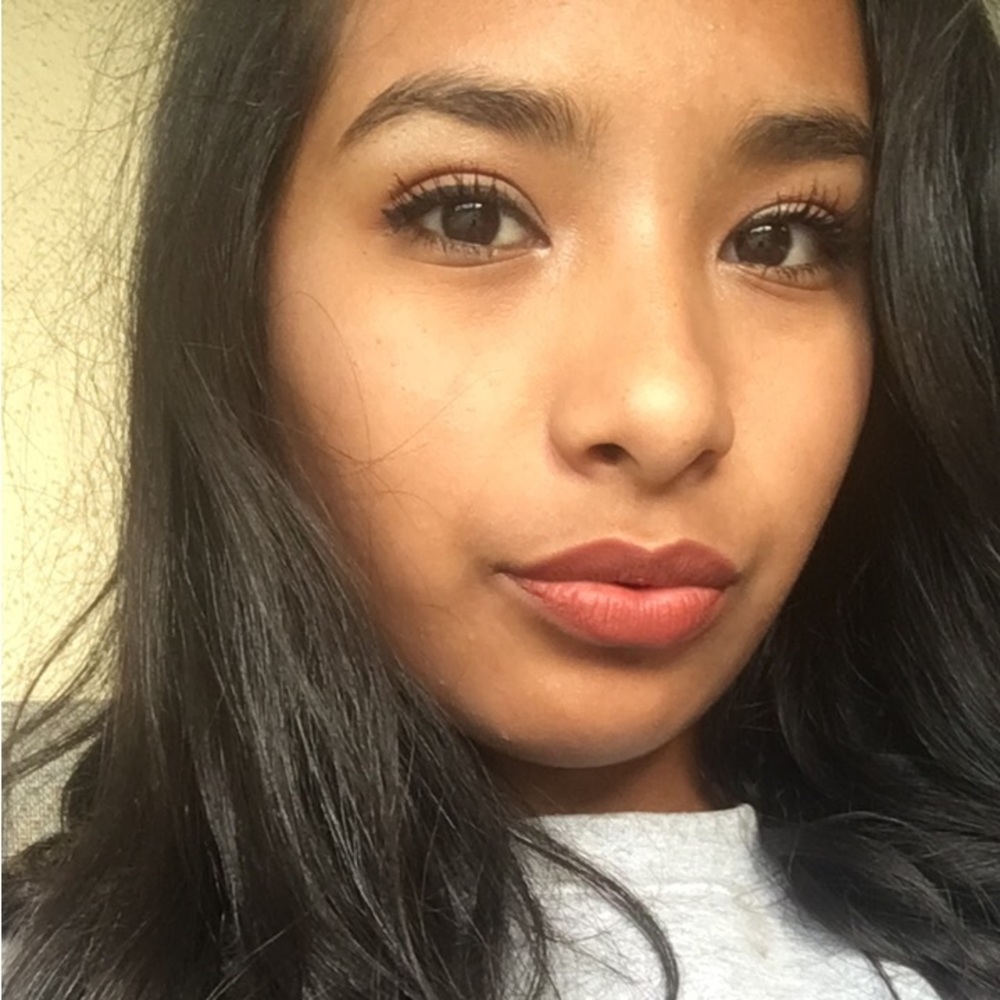 Meet your Posher, Celeste