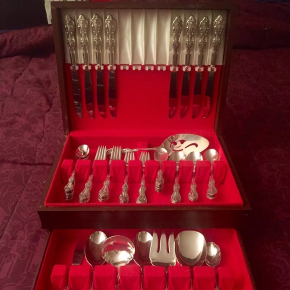 💥Incredible💥 1964 Beverly Manor Silver Flatware.