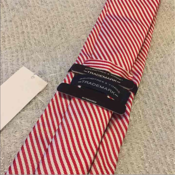 Tie - Picture 2 of 4