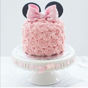 Meet your Posher, Monica