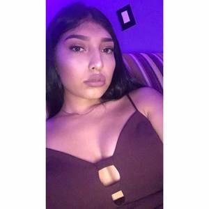 Meet your Posher, Katelyn