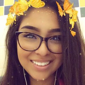 Meet your Posher, Vanesa