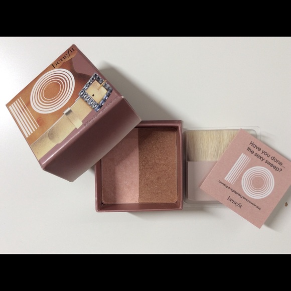Benefit Box o' Powder 10 Bronzer / Highlighter Duo