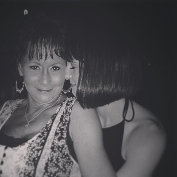 Meet your Posher, Lauren - Picture 1 of 1
