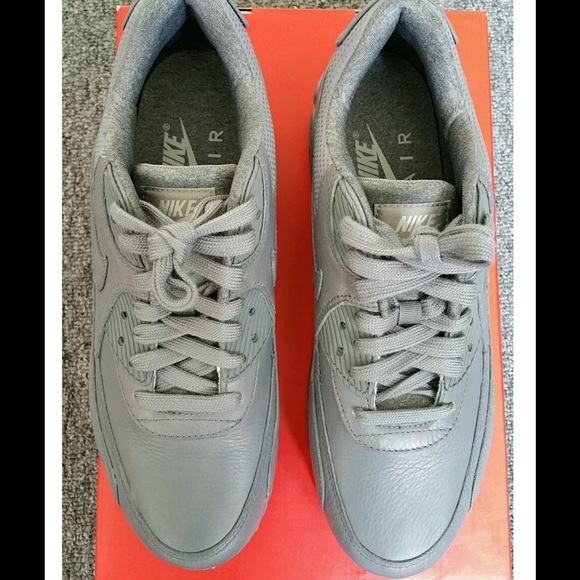 SOLD!!! Nike Women's NikeLab Air Max 90 Pinnacle - Picture 3 of 4