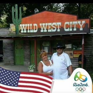 Meet your Posher, Miriam