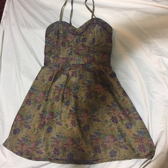 Vintage style dress