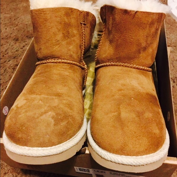 SOLD - Picture 2 of 4