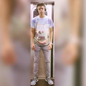 Meet your Posher, Mohamed