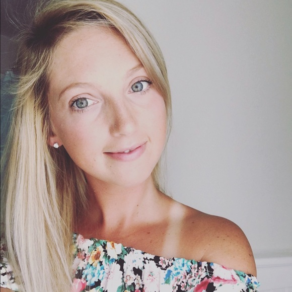 Meet your Posher, Lydia