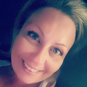 Meet your Posher, Lynsey