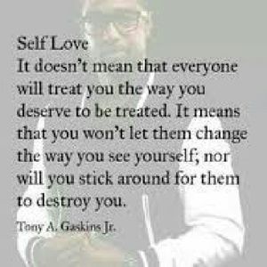 Meet your Posher, Yvette