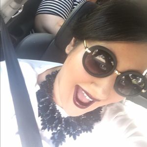 Meet your Posher, Jackie