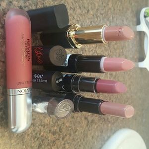 Makeup bundle