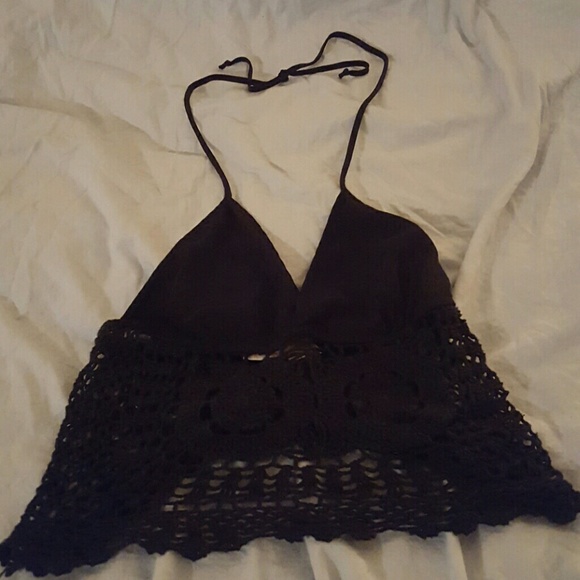 Black crop top