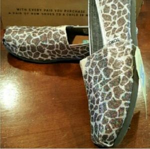Giraffe Glitter Toms