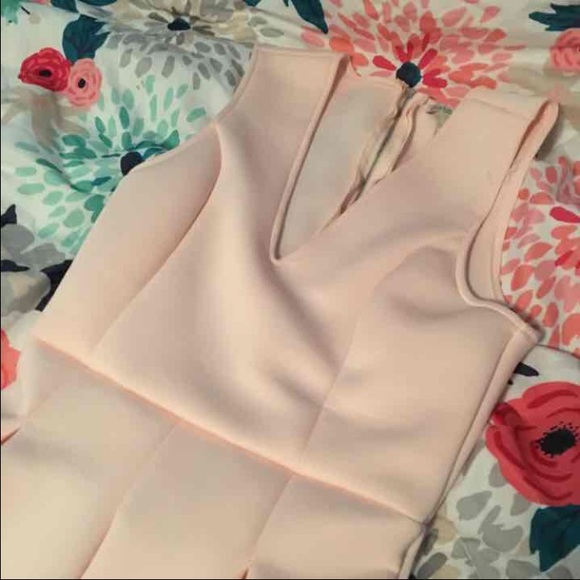 Charlotte Russe Dresses - M Baby Pink Scuba Pleated Dress Charlotte Russe Dresses - M Baby Pink Scuba Pleated Dress