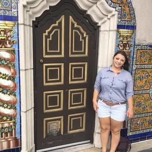 Meet your Posher, Jasmine