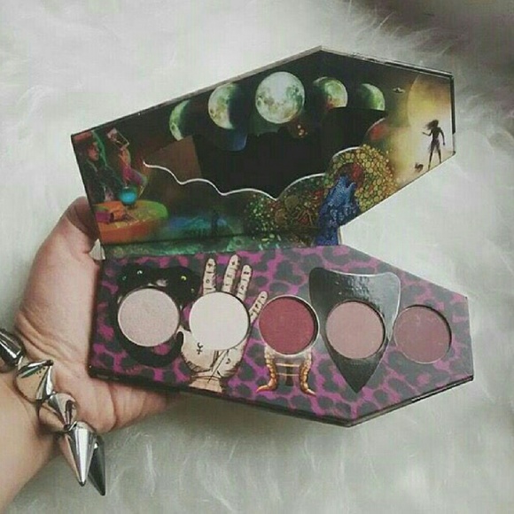 ISO Lunatick Cosmetic Labs Eyeshadow Palettes - Picture 2 of 4