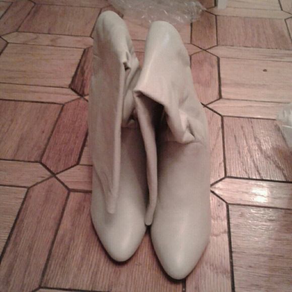 Tall Markon white leather boots