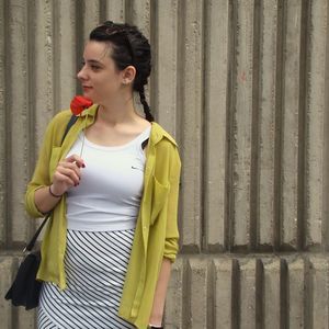 Meet your Posher, Simona