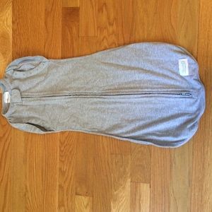 Bundle of 2 Convertible woombies 14-19lbs.