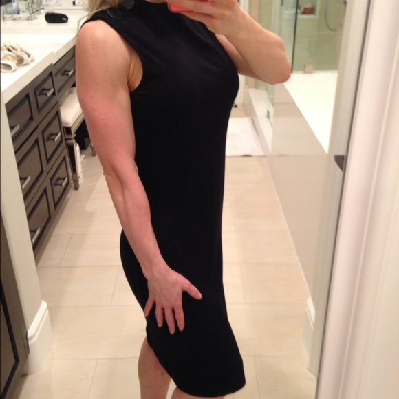 Elegant Calvin Klein Black Midi Dress - Picture 2 of 4