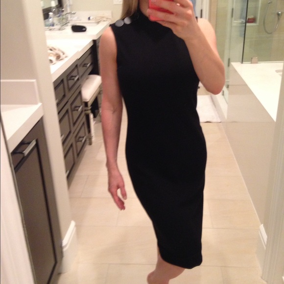 Elegant Calvin Klein Black Midi Dress - Picture 4 of 4
