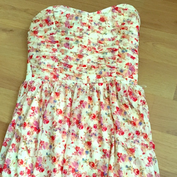 NWT wet seal strapless dress