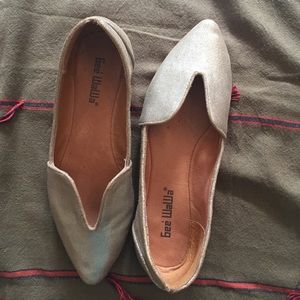 Gee WaWa Lydia cutout silver loafers. CUTE.