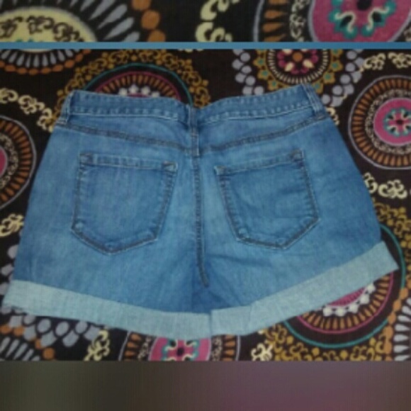 Ann Taylor Loft Cuffed Denim Shorts - Picture 2 of 3
