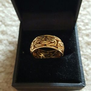 Gold ring 14 k gold