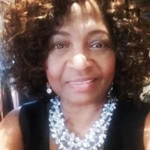 Meet your Posher, Caroleen