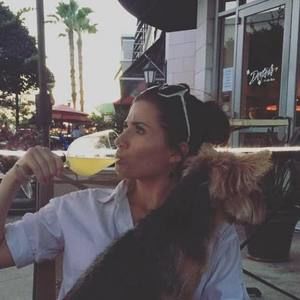 Meet your Posher, Stefcia