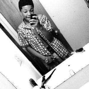 Meet your Posher, Eli