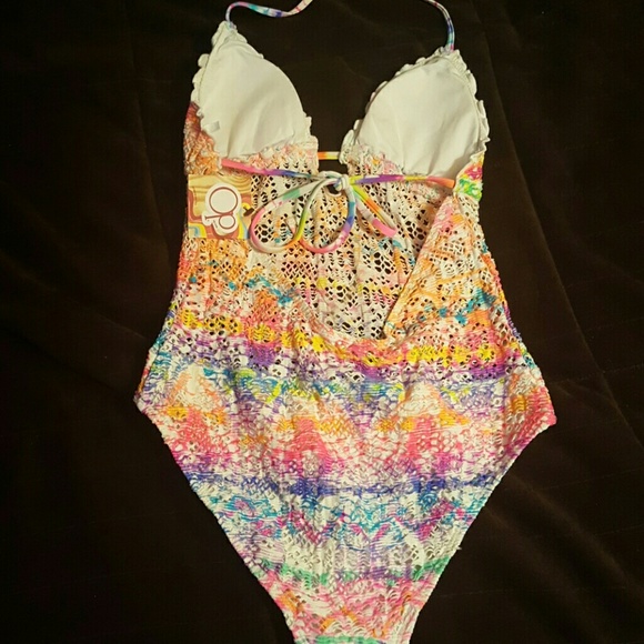👙NWT, SUPER SEXY BACKLESS BATHING SUIT - Picture 2 of 4