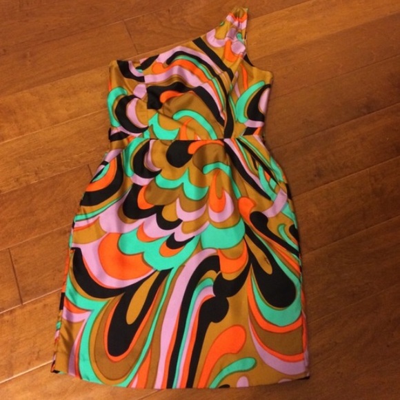 MILLY Fun Cocktail date night dress Size 4