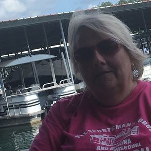 Meet your Posher, Lyn