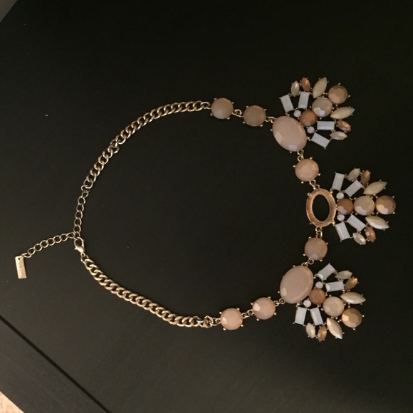 Lulus pastel bold necklace