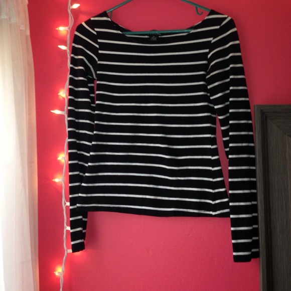 Striped long sleeve shirt ✨✨