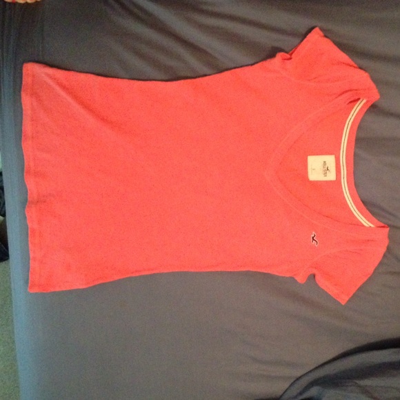 Hollister T Shirt