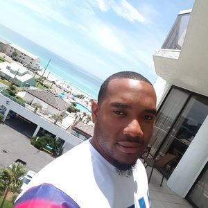 Meet your Posher, Jonathan