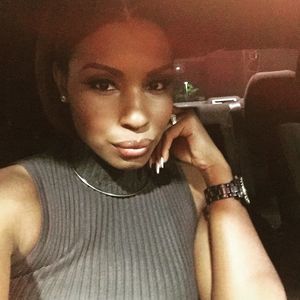 Meet your Posher, Camille